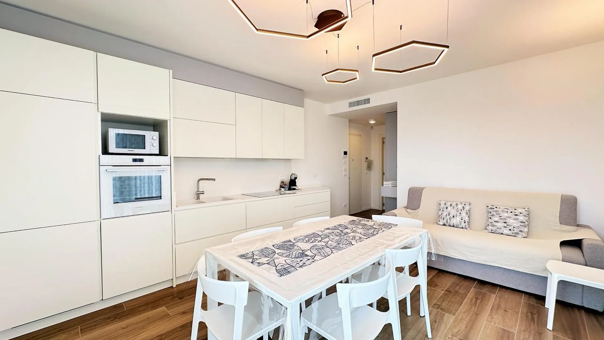 Magica Immobiliare - Res. Medusa 15 Lido di Jesolo